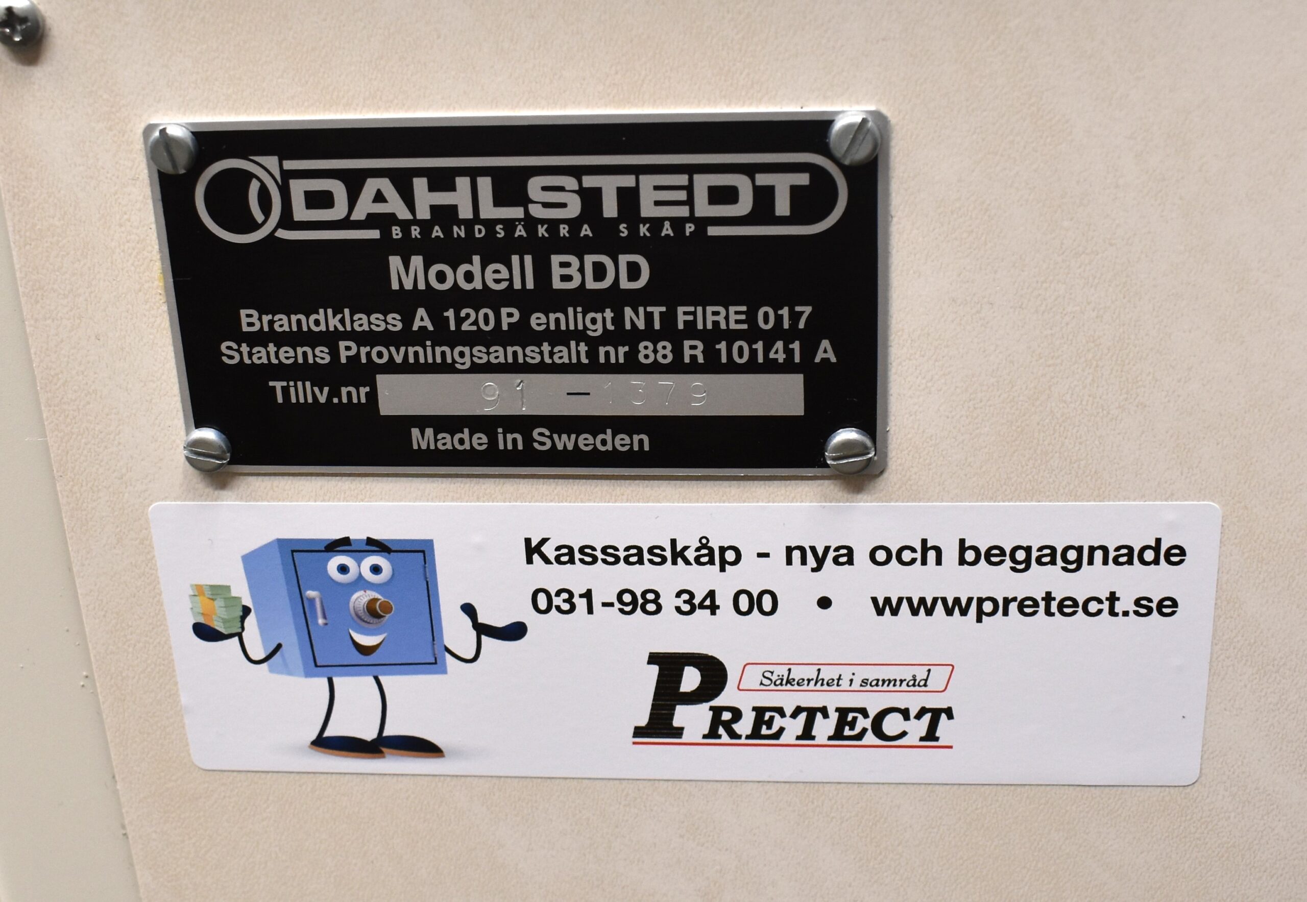 Begagnat Dokumentskåp Dahlstedt BDD113 Klassningsskylt